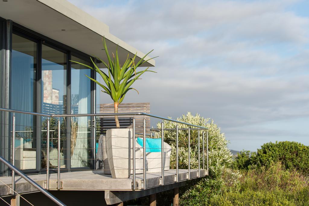 مبيت وإفطار كنيسنا Retreat On Cliff المظهر الخارجي الصورة